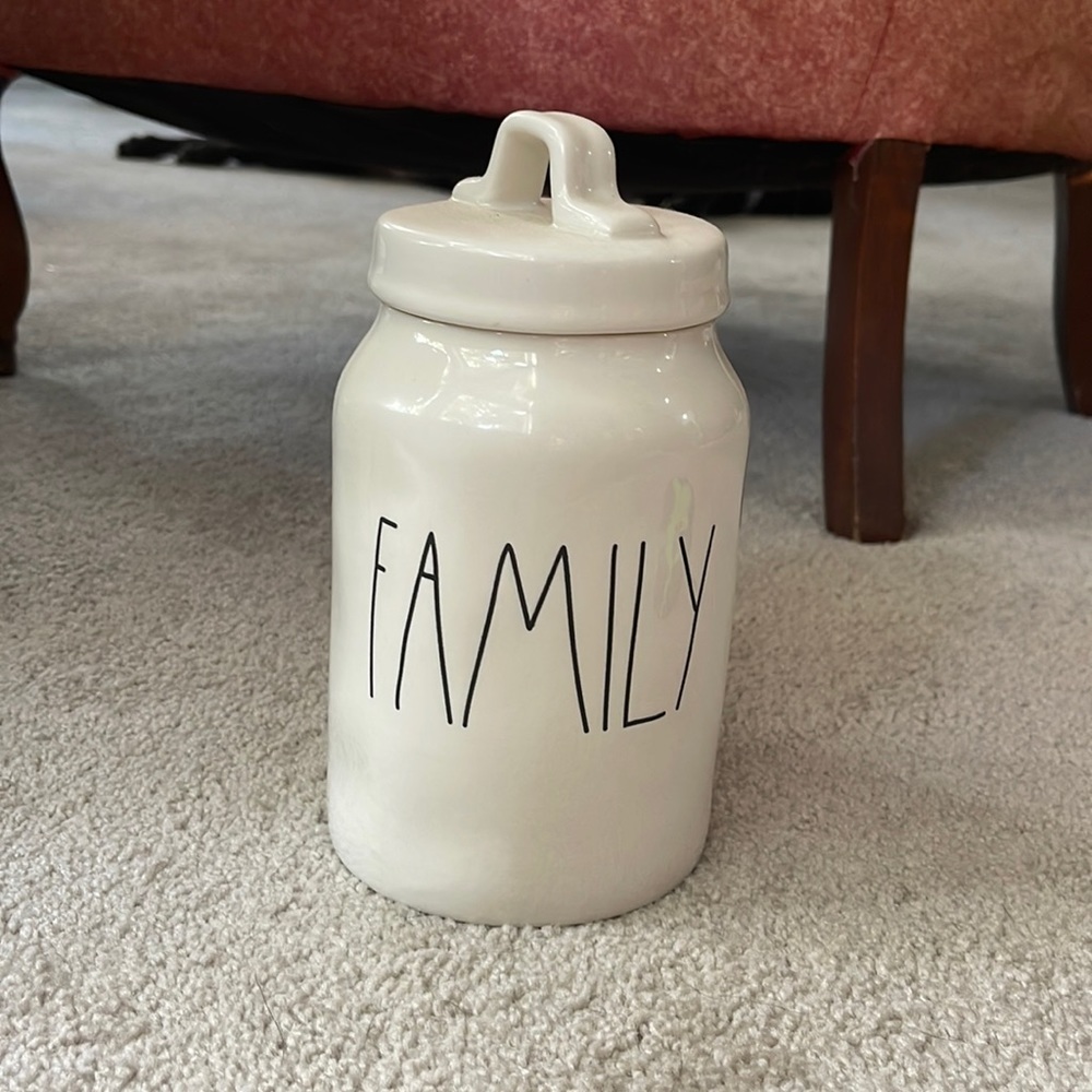 Rae Dunn Family canister